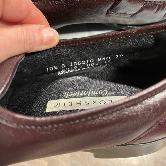 NIB Florsheim Burgundy Riva Loafers Size 10.5 B width - Picture 3 of 5